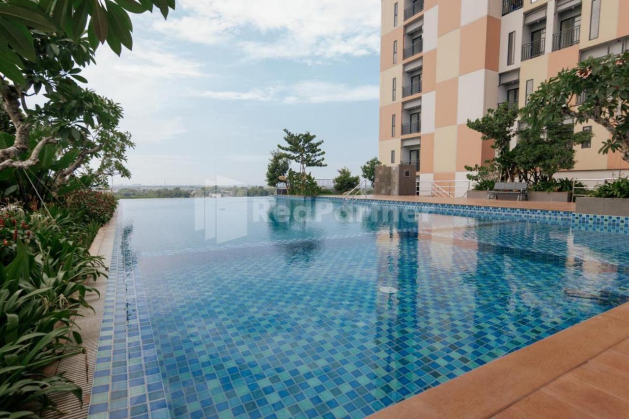 Redliving Apartemen Sayana - Hazelnut Property Tower Cha Μπεκάσι Εξωτερικό φωτογραφία
